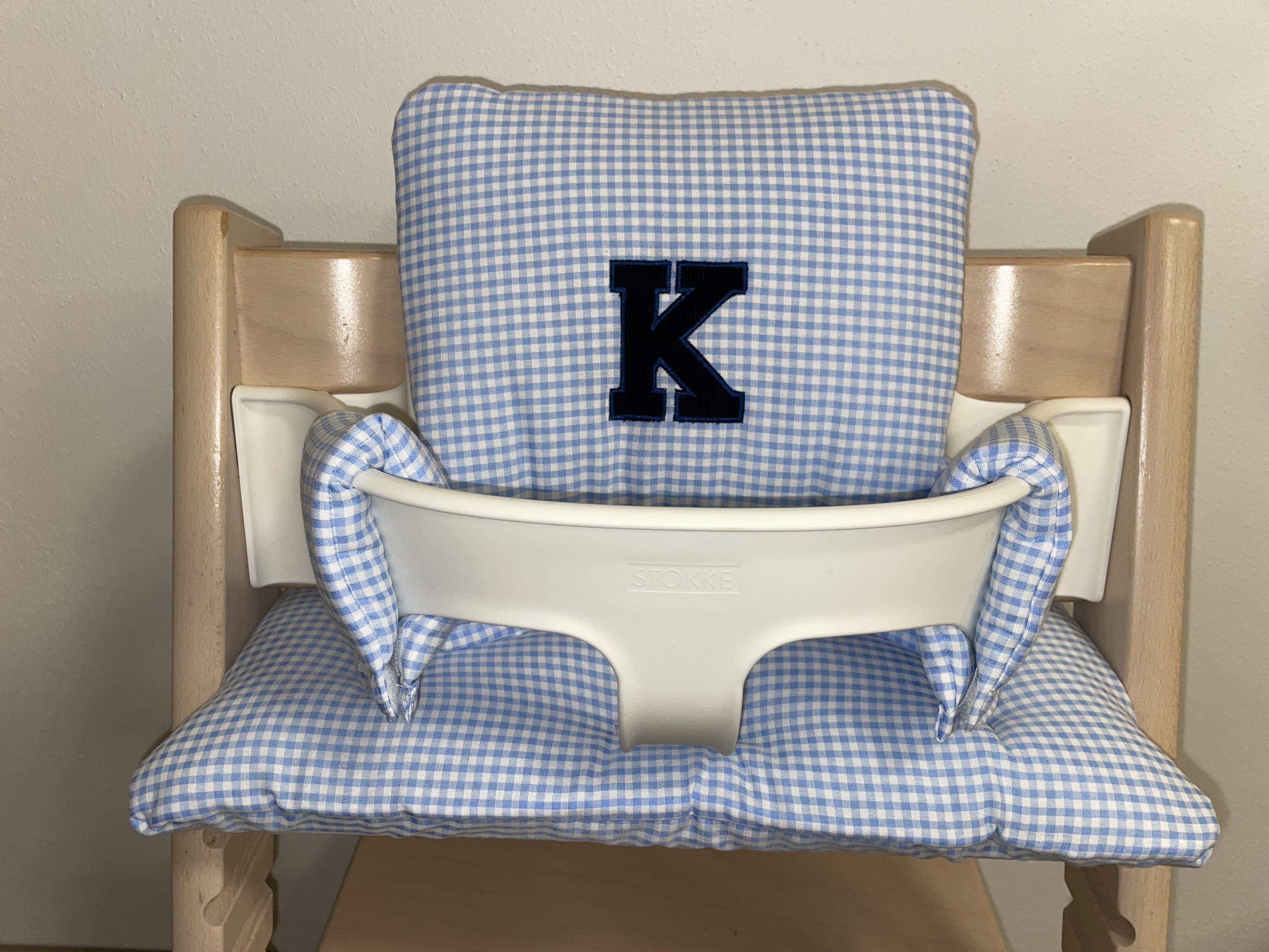 Sitzkissen für Hochstuhl – personalisiert für Tripp Trapp Babyhochstuhl | BLOCKBUCHSTABEN – Bild 2
