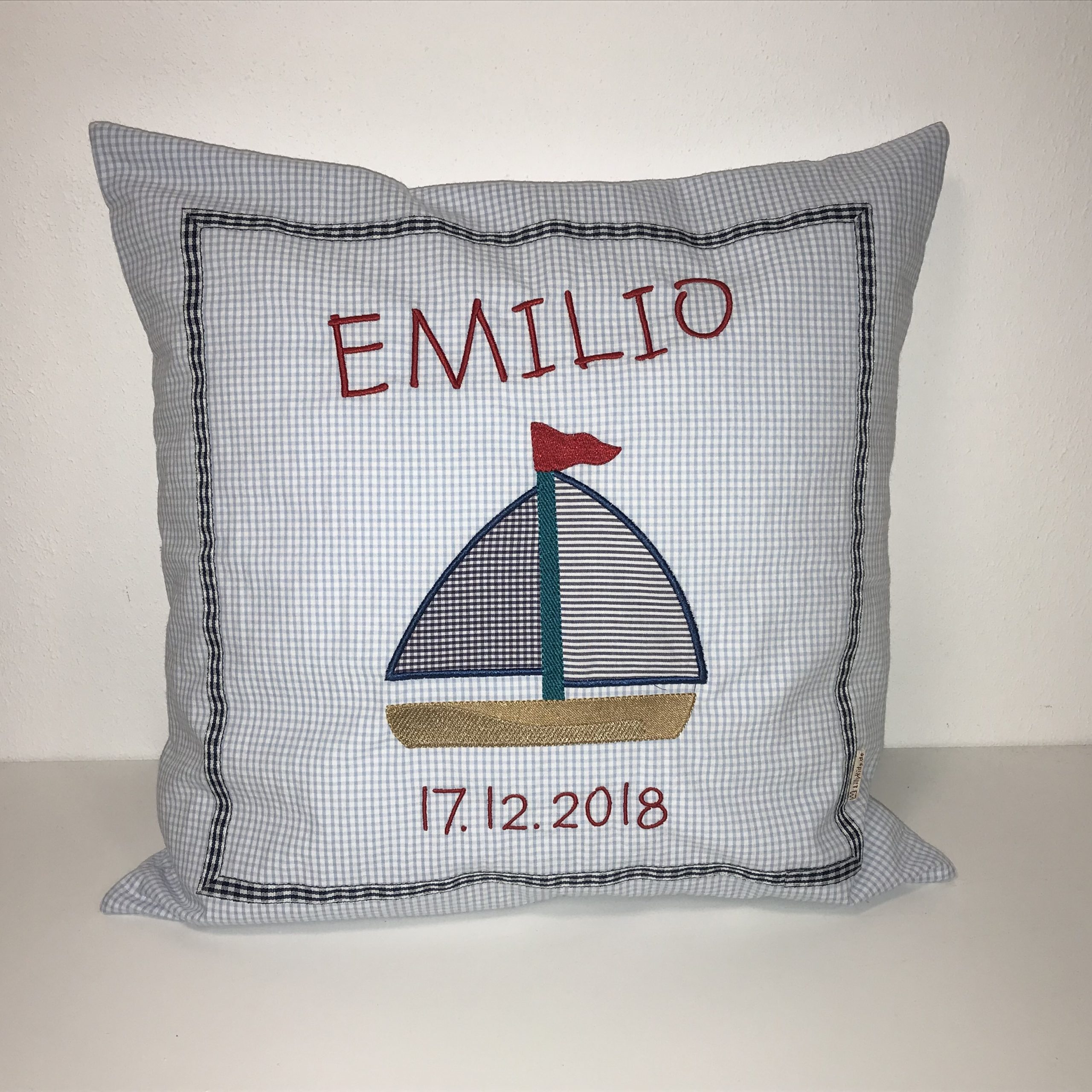 Kuschelkissen schiff ahoi personalisiert
